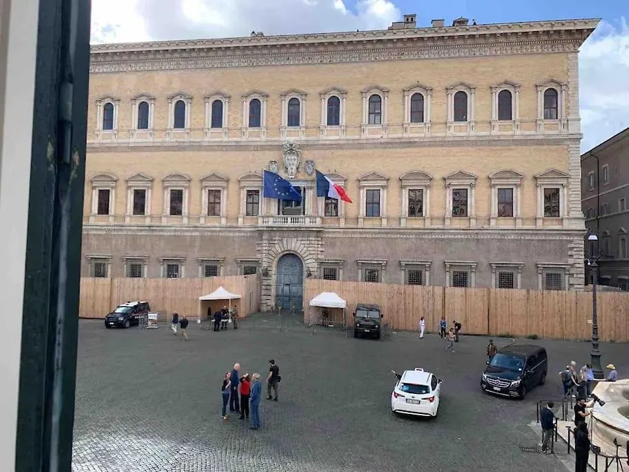 Casa Cristina In Piazza Farnese Apartment Rome Italy